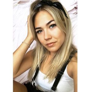 Meet your Posher, Tori